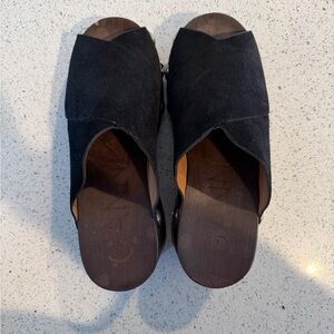 Ganni Black Suede Mules